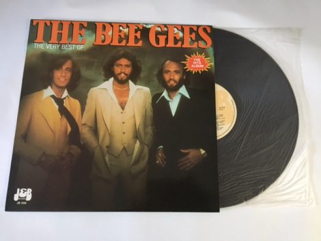 THE VERY BEST OF THE BEE GEES