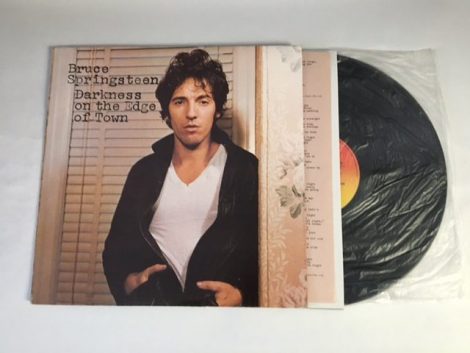 BRUCE SPRINGSTEEN DARKNESS ON THE EDGE OF TOWN