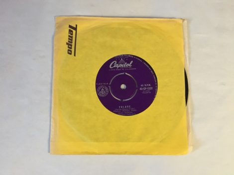 DEAN MARTIN VOLARE OUTTA MY MIND