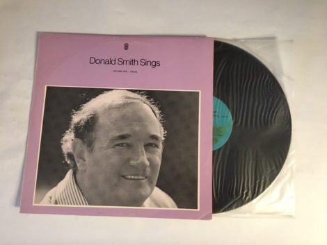 DONALD SMITH DONALD SMITH SINGS