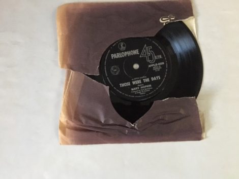 MARY HOPKINS THOSE WERE THE DAYS TURN TURN TURN