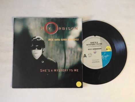 ROY ORBISON SHE’S A MYSTERY TO ME CRYING (POSTER SINGLE)