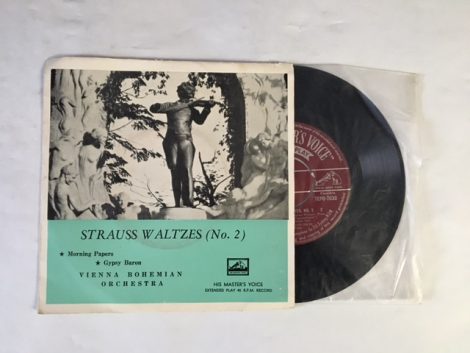 STRAUSS STRAUSS WALTZES (NO. 2)