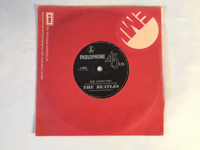 BEATLES THE - SHE LOVES YOU / I'LL GET YOU