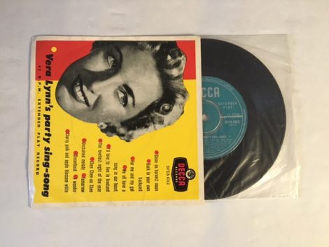 VERA LYNN (EP) VERA LYNN’S PARTY SING-SONG