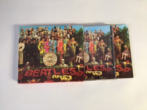 THE BEATLES SGT. PEPPER’S LONELY HEARTS CLUB BAND